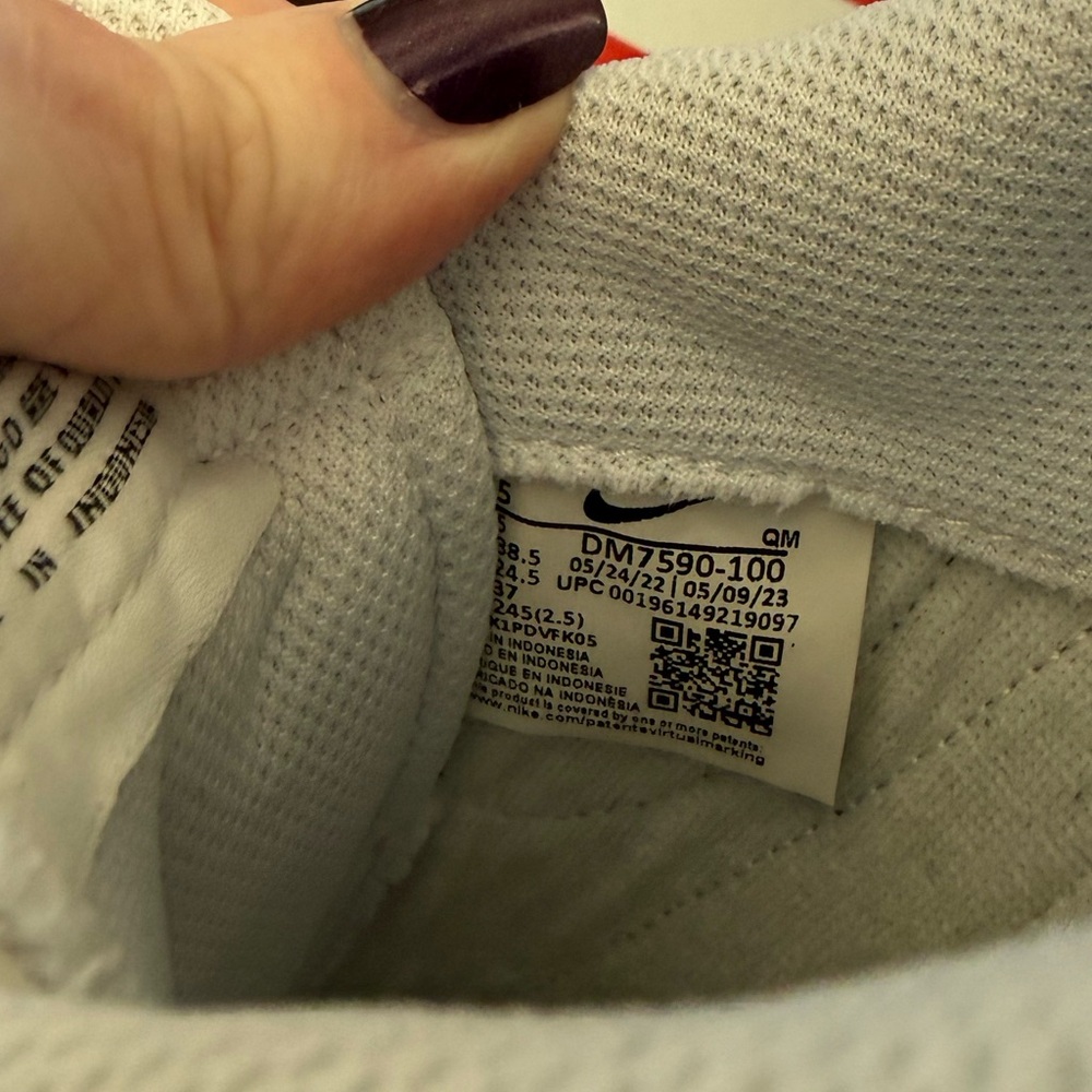 Nike Court Legacy Lift women’s size 7.5- pristine!! - Picture 7 of 14